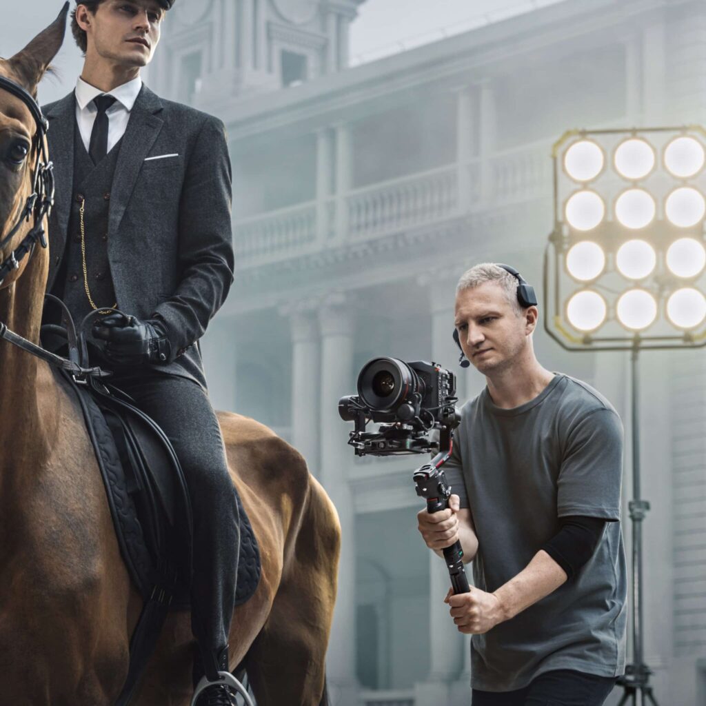 Stabilizer DJI Ronin RS 3 Pro Combo - obrazek 8